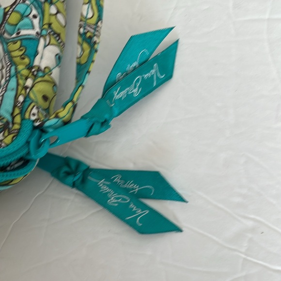 Vera Bradley retired peacock pattern crossbody purse in turquoise & yellow/green - Picture 13 of 16